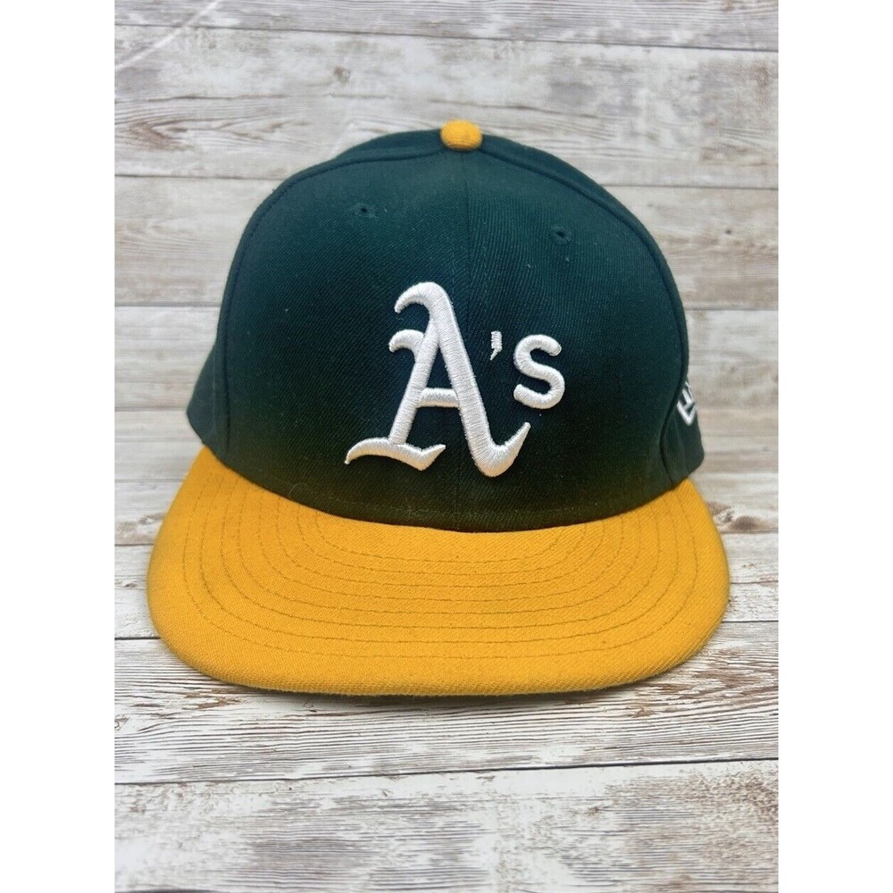 New Era 59Fifty Authentic Collection Oakland A's Size 7 Official On-Field Cap